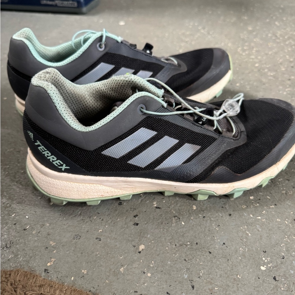 Adidas Terrex Women's Black and Gray Shoes